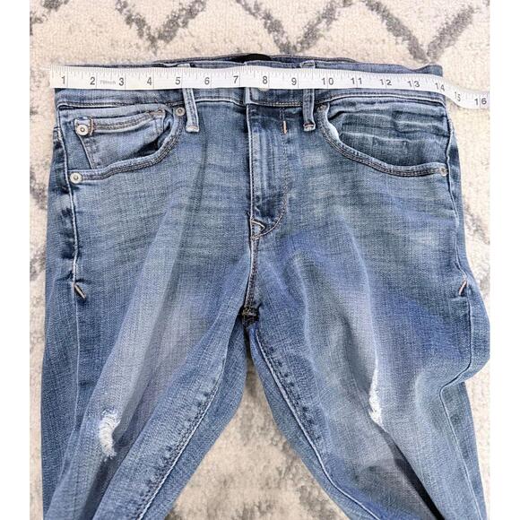 Express Distressed Skinny Jeans – Light Wash Stretch Denim - Picture 4 of 11